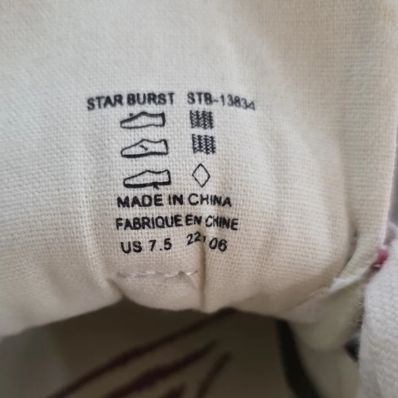 Taos Star Burst Red Canvas Sneakers, Women's Size 7.5 - Picture 8 of 8